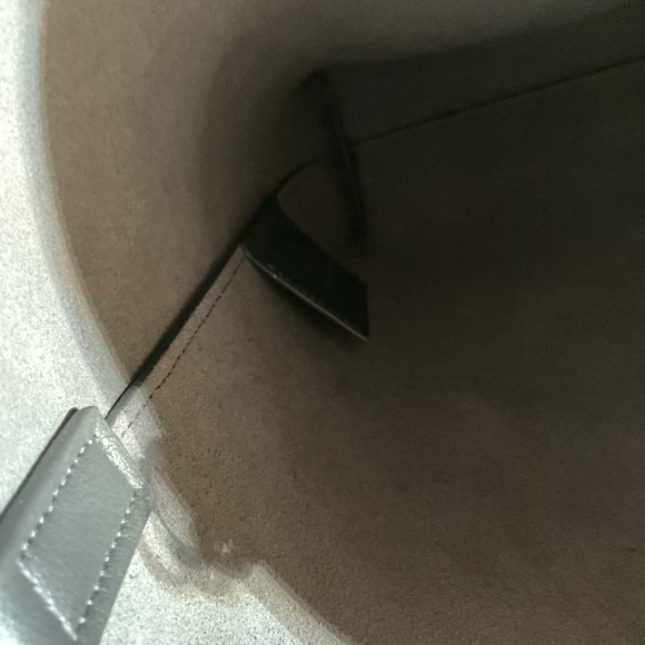 Saint Laurent Toy Shopping Tote - Picture 5 of 16